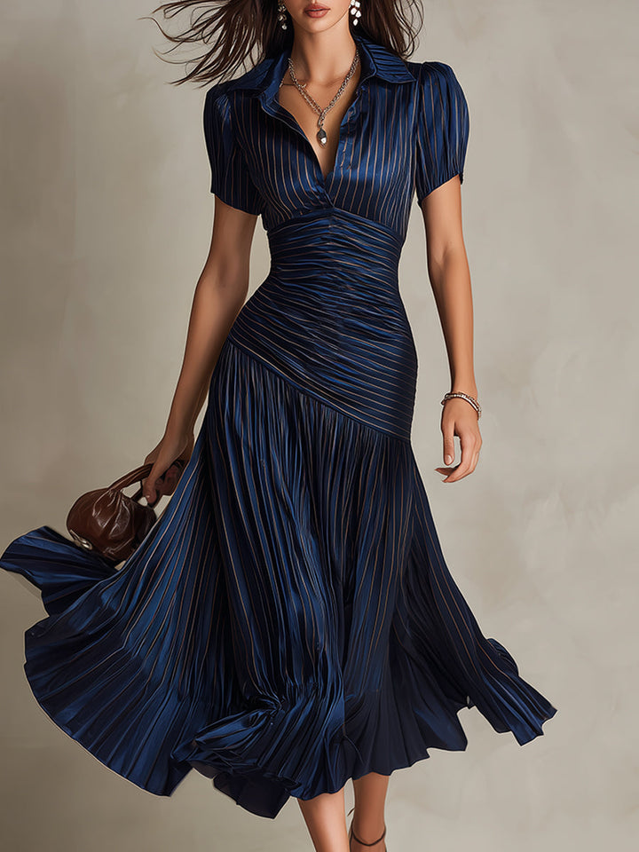 Adriana – Robe Midi Satin Rayé Rétro