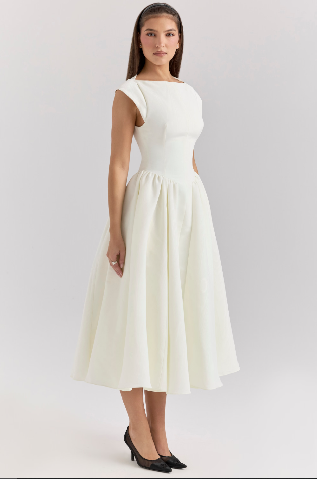 Lucia – Robe Midi Plissée