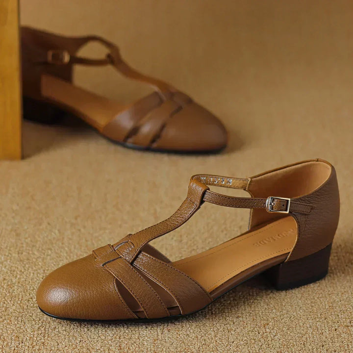 Joan – Ballerines T-Bar Intemporelles