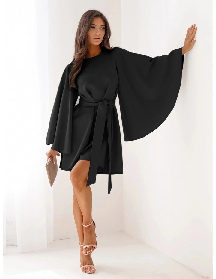 Cora – Robe Manches Longues Élégante