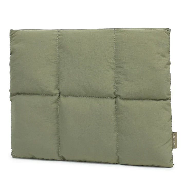 Opal – Pochette Ordinateur Matelassée Élégante