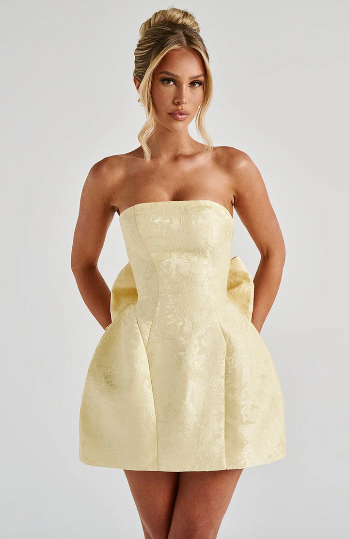 Avy – Mini Robe Nœud Élégante