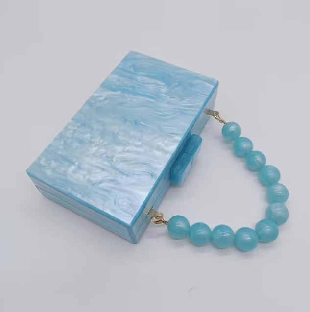 Raylene – Sac Acrylique Élégant