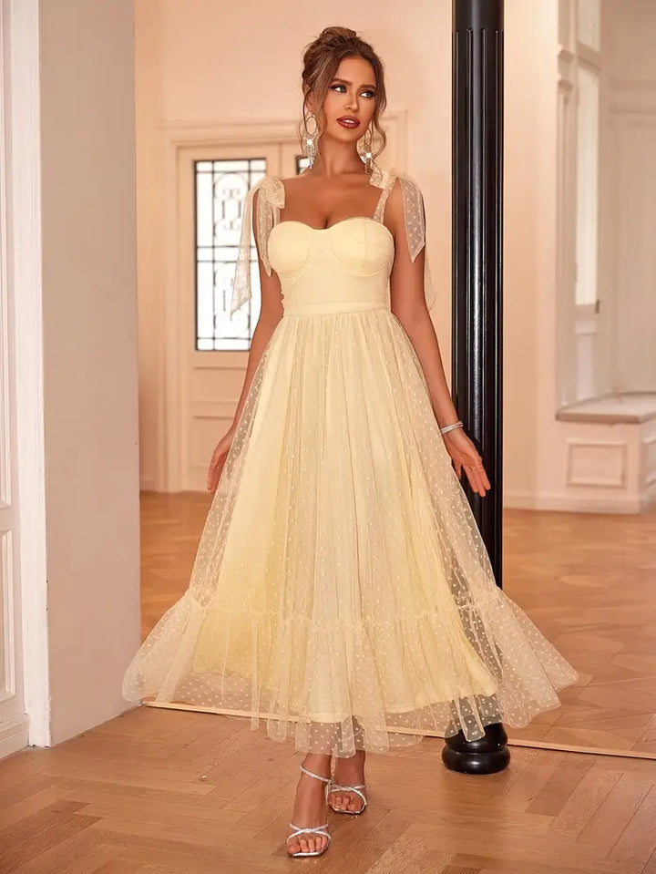 Carmen – Robe Mesh Élégante